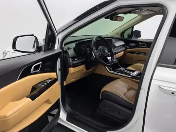 2021 Kia Carnival с пробегом 75 599 км