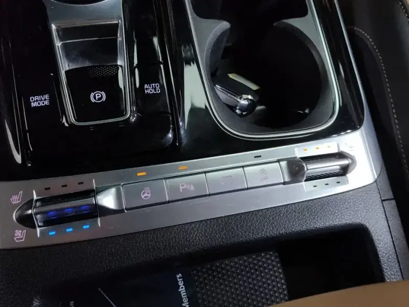 2023 Kia Carnival с пробегом 137 091 км