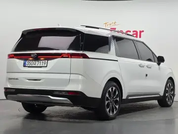 2021 Kia Carnival с пробегом 85 679 км
