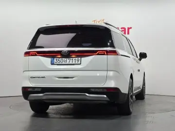 2021 Kia Carnival с пробегом 85 679 км