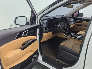2021 Kia Carnival с пробегом 85 679 км