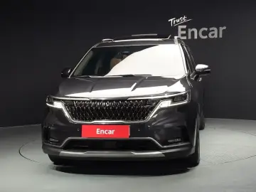 2022 Kia Carnival с пробегом 87 739 км