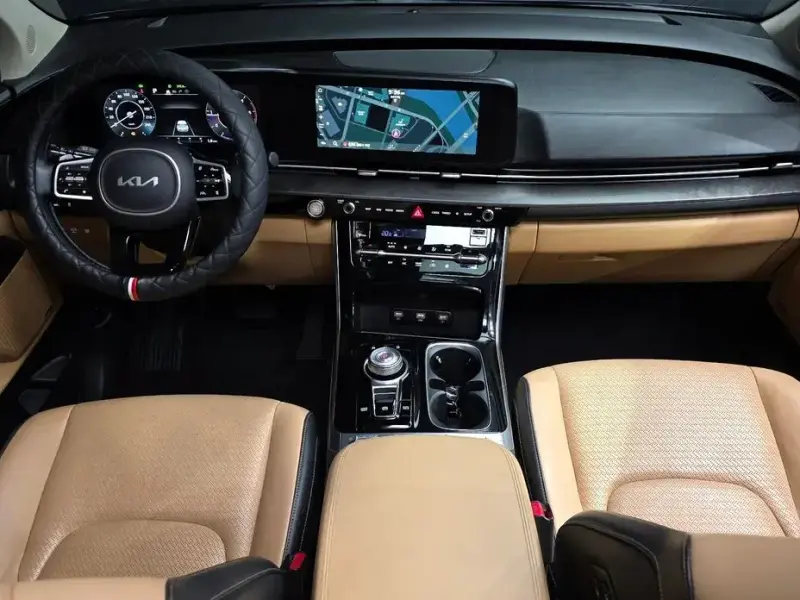 2022 Kia Carnival с пробегом 87 739 км