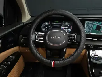 2022 Kia Carnival с пробегом 87 739 км