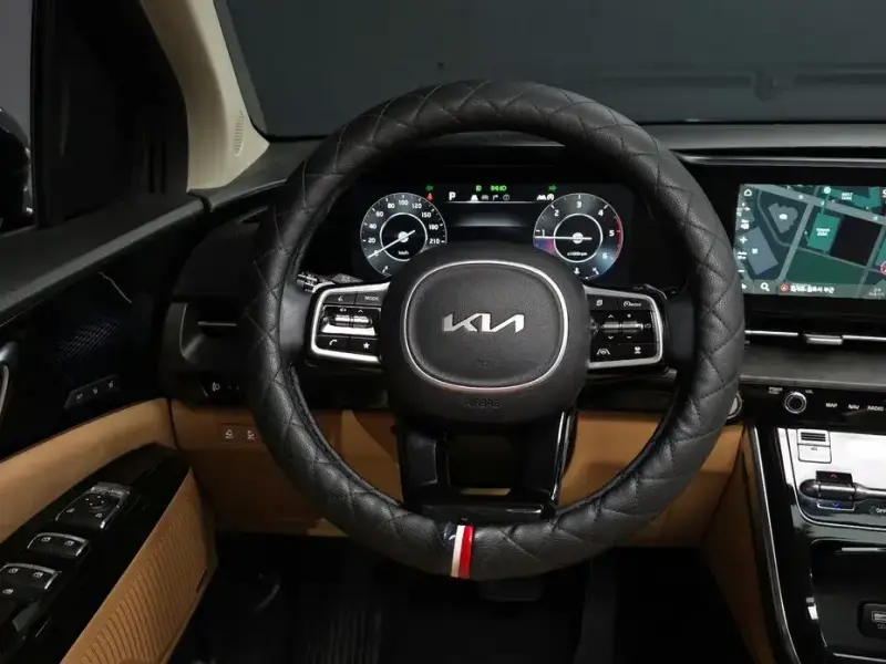 2022 Kia Carnival с пробегом 87 739 км