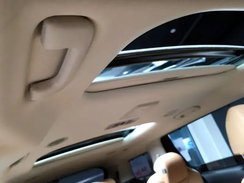 2022 Kia Carnival с пробегом 87 739 км