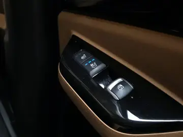2022 Kia Carnival с пробегом 87 739 км