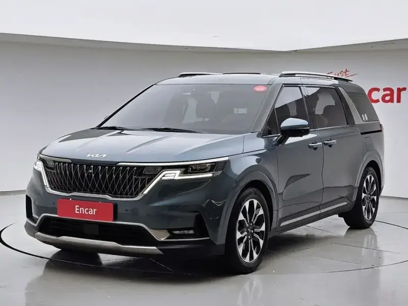 2021 Kia Carnival с пробегом 29 248 км