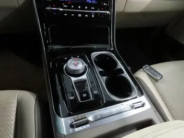2022 Kia Carnival с пробегом 98 735 км