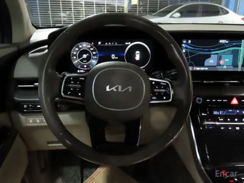 2022 Kia Carnival с пробегом 98 735 км