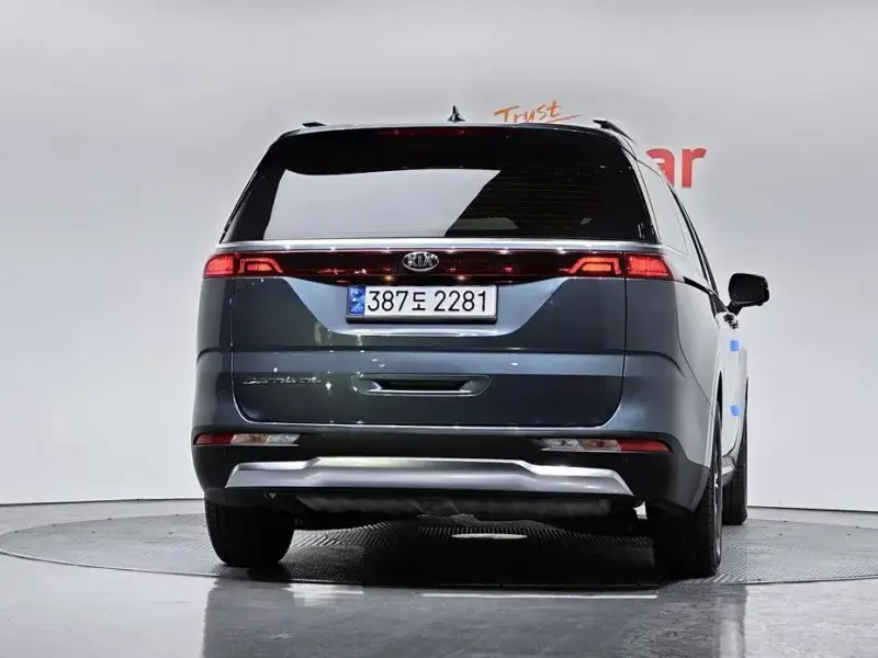 2021 Kia Carnival с пробегом 59 097 км