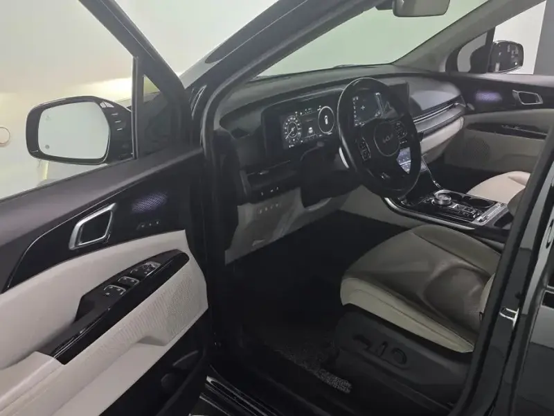 2022 Kia Carnival с пробегом 154 523 км