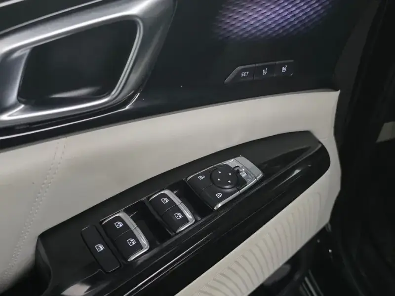2022 Kia Carnival с пробегом 154 523 км