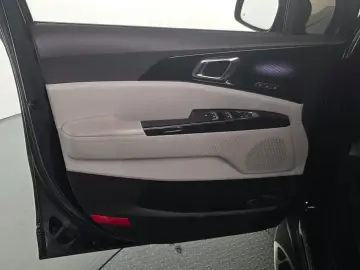 2022 Kia Carnival с пробегом 154 523 км