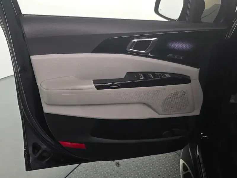 2022 Kia Carnival с пробегом 154 523 км