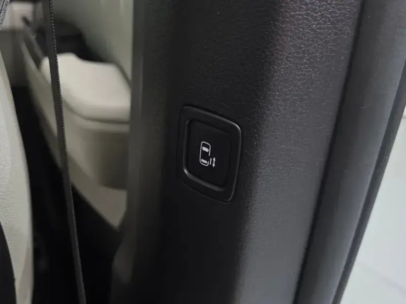 2022 Kia Carnival с пробегом 154 523 км