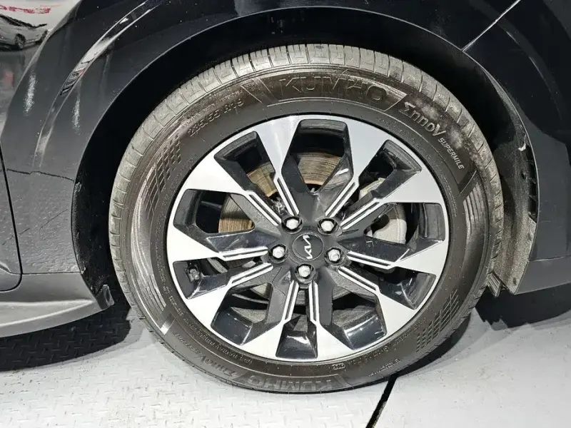 2022 Kia Carnival с пробегом 63 429 км