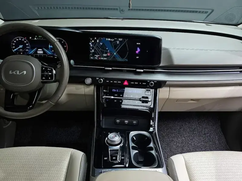 2022 Kia Carnival с пробегом 63 429 км