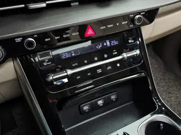 2022 Kia Carnival с пробегом 63 429 км