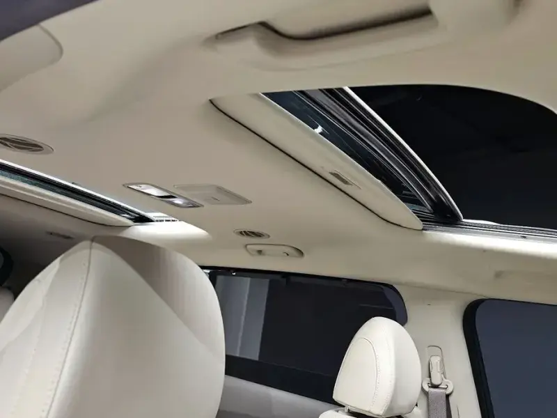 2022 Kia Carnival с пробегом 63 429 км