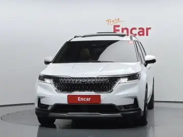 2022 Kia Carnival с пробегом 104 386 км