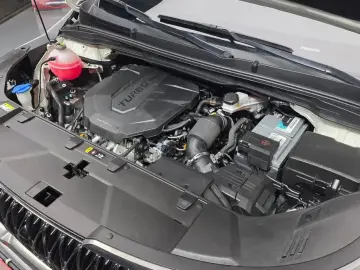 2022 Kia Carnival с пробегом 104 386 км