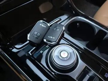 2022 Kia Carnival с пробегом 104 386 км