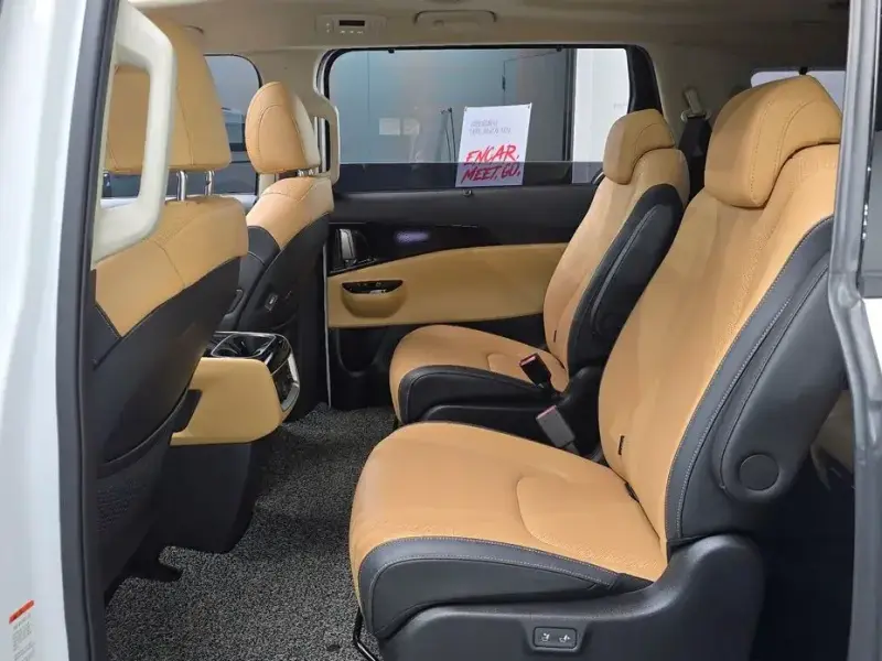 2022 Kia Carnival с пробегом 104 386 км