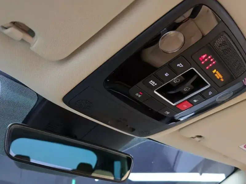 2022 Kia Carnival с пробегом 104 386 км
