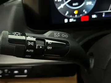 2022 Kia Carnival с пробегом 104 386 км