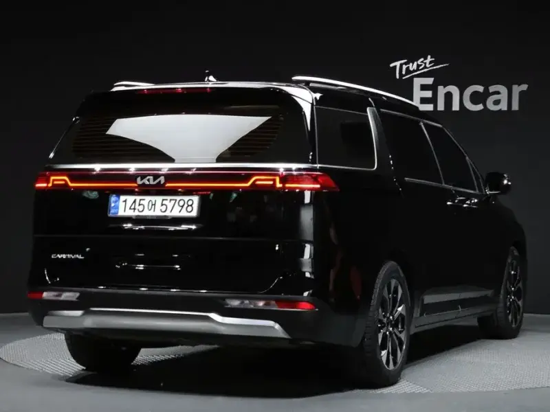 2021 Kia Carnival с пробегом 68 912 км