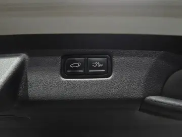 2021 Kia Carnival с пробегом 93 121 км
