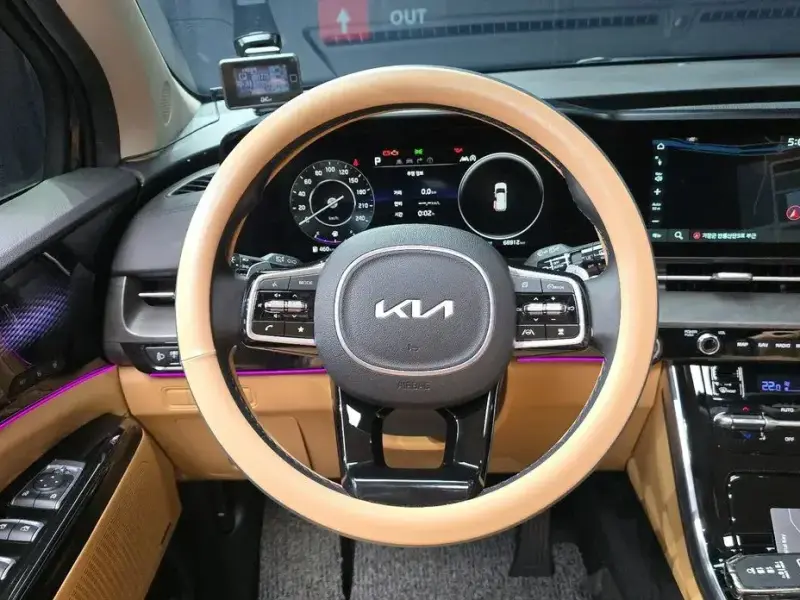2021 Kia Carnival с пробегом 68 912 км