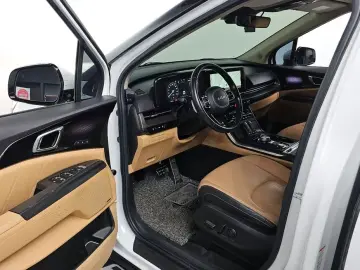2021 Kia Carnival с пробегом 110 541 км