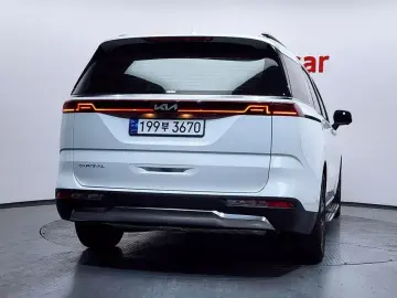 2023 Kia Carnival с пробегом 26 037 км