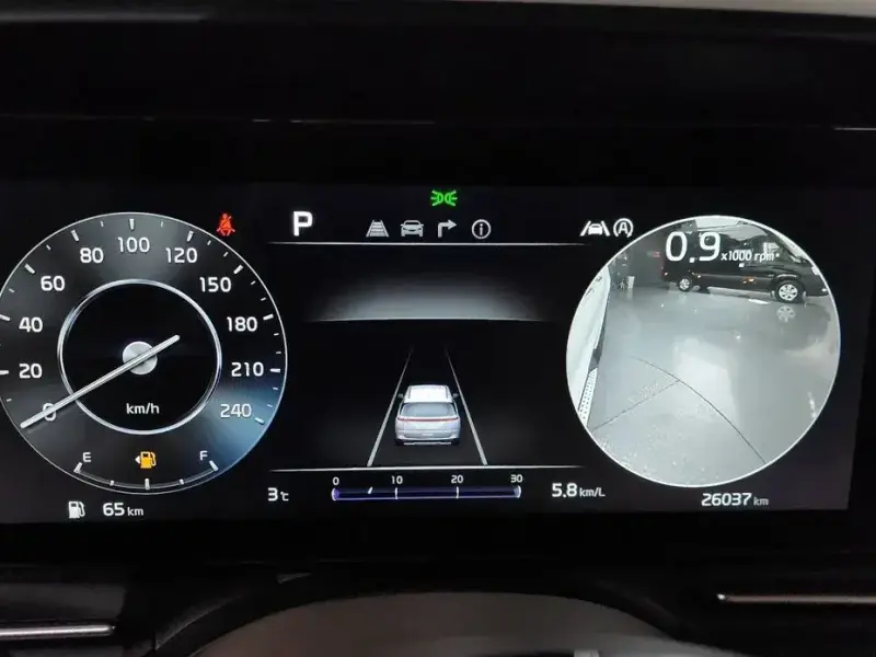 2023 Kia Carnival с пробегом 26 037 км