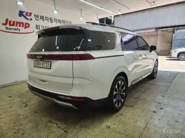 2022 Kia Carnival с пробегом 138 379 км