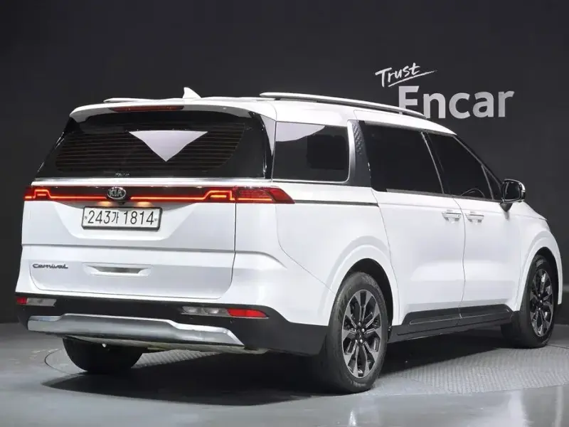 2021 Kia Carnival с пробегом 66 819 км