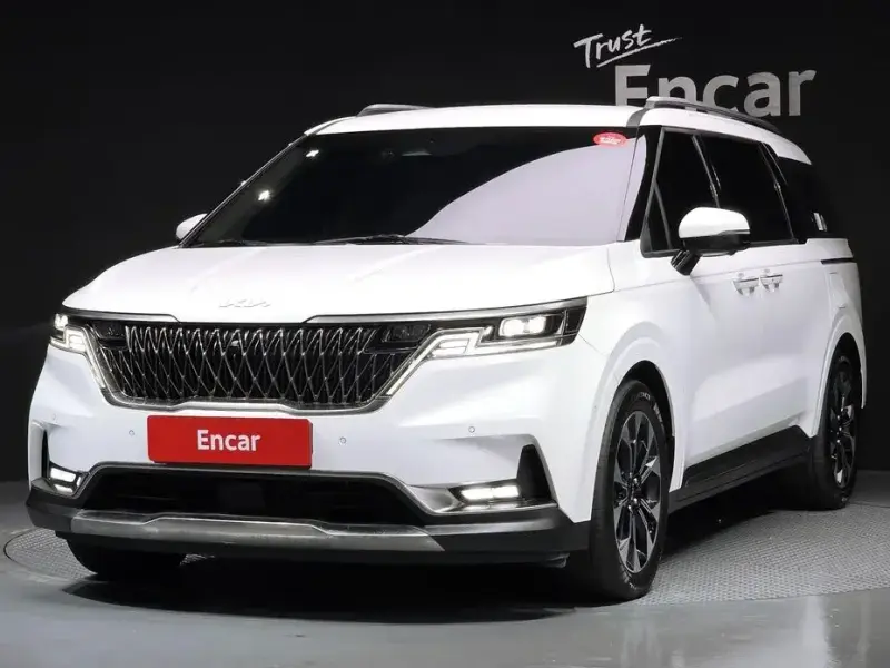 2022 Kia Carnival с пробегом 107 190 км