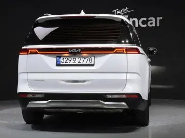2022 Kia Carnival с пробегом 107 190 км