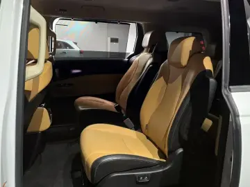 2021 Kia Carnival с пробегом 66 819 км