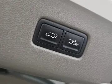 2022 Kia Carnival с пробегом 107 190 км