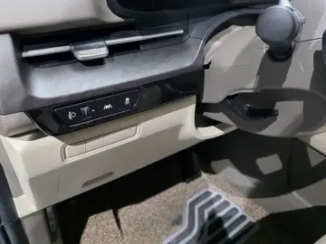 2022 Kia Carnival с пробегом 107 190 км