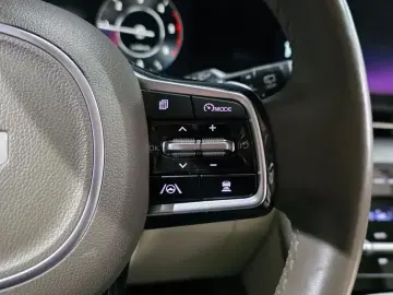 2022 Kia Carnival с пробегом 107 190 км