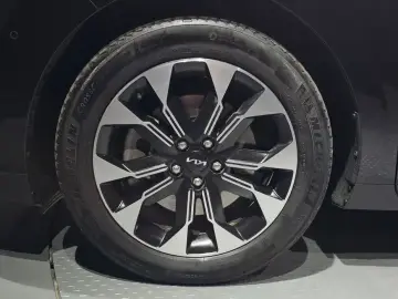 2022 Kia Carnival с пробегом 137 662 км