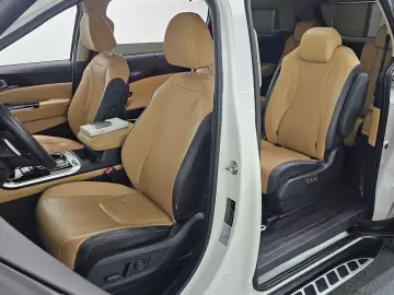 2022 Kia Carnival с пробегом 73 221 км