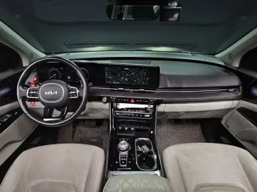 2022 Kia Carnival с пробегом 137 662 км