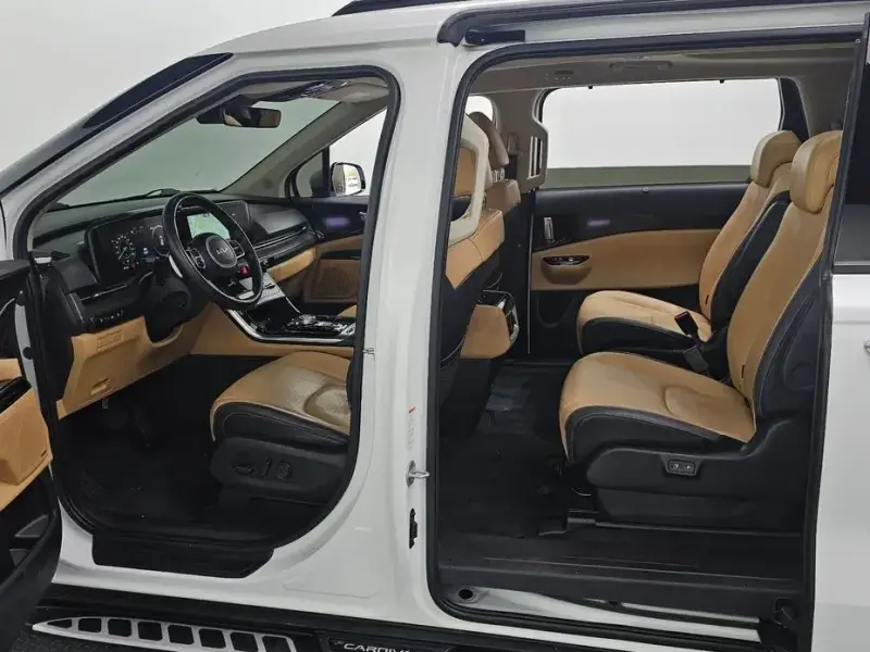 2022 Kia Carnival с пробегом 73 221 км
