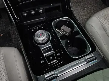 2022 Kia Carnival с пробегом 137 662 км