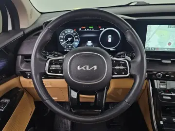 2022 Kia Carnival с пробегом 73 221 км